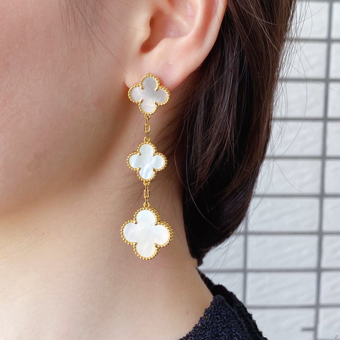 [⭐Sparkve]CLOVER MOP 3 MOTIFS GOLD EARRINGS