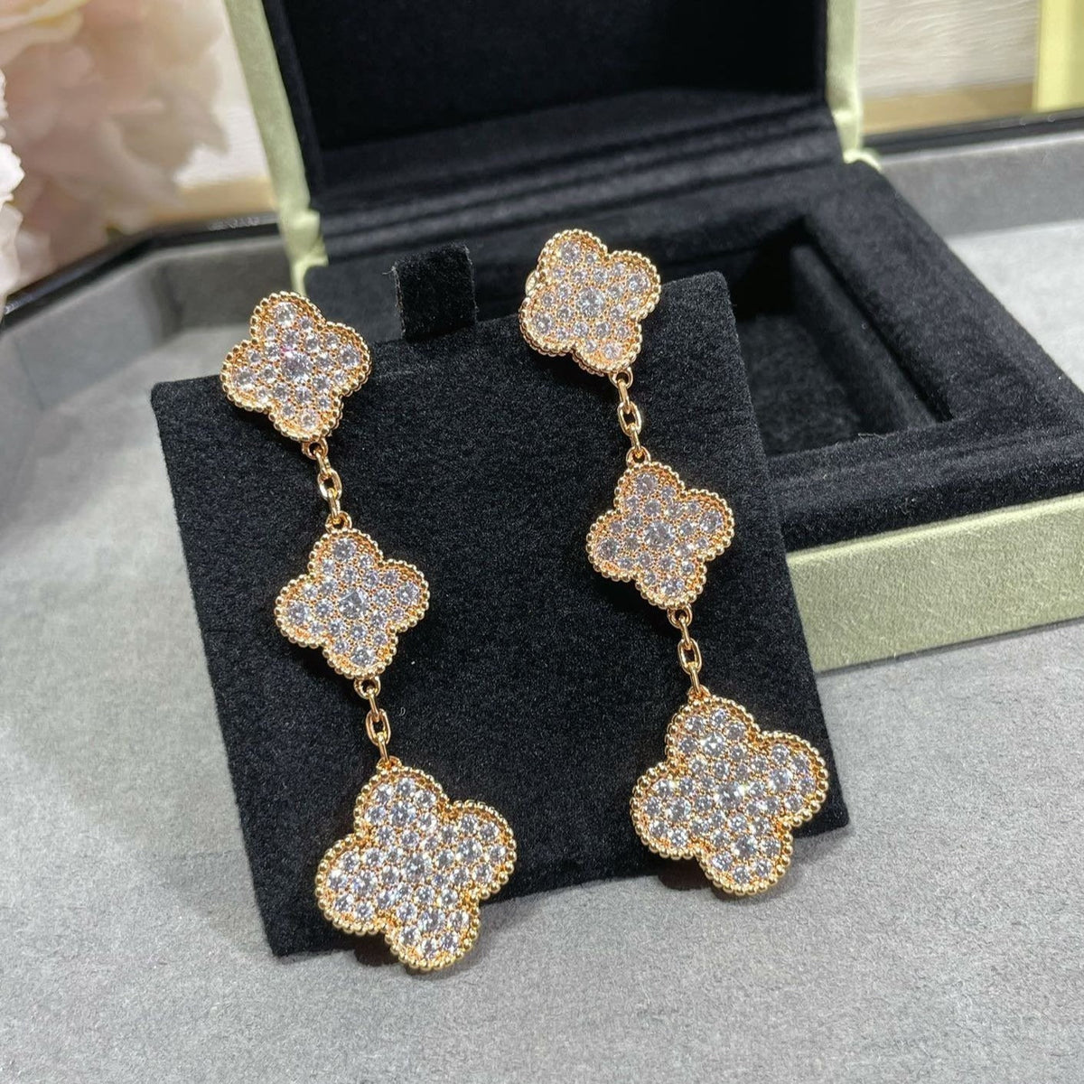 [⭐Sparkve]CLOVER 3 MOTIFS DIAMOND PAVED ROSE GOLD EARRINGS