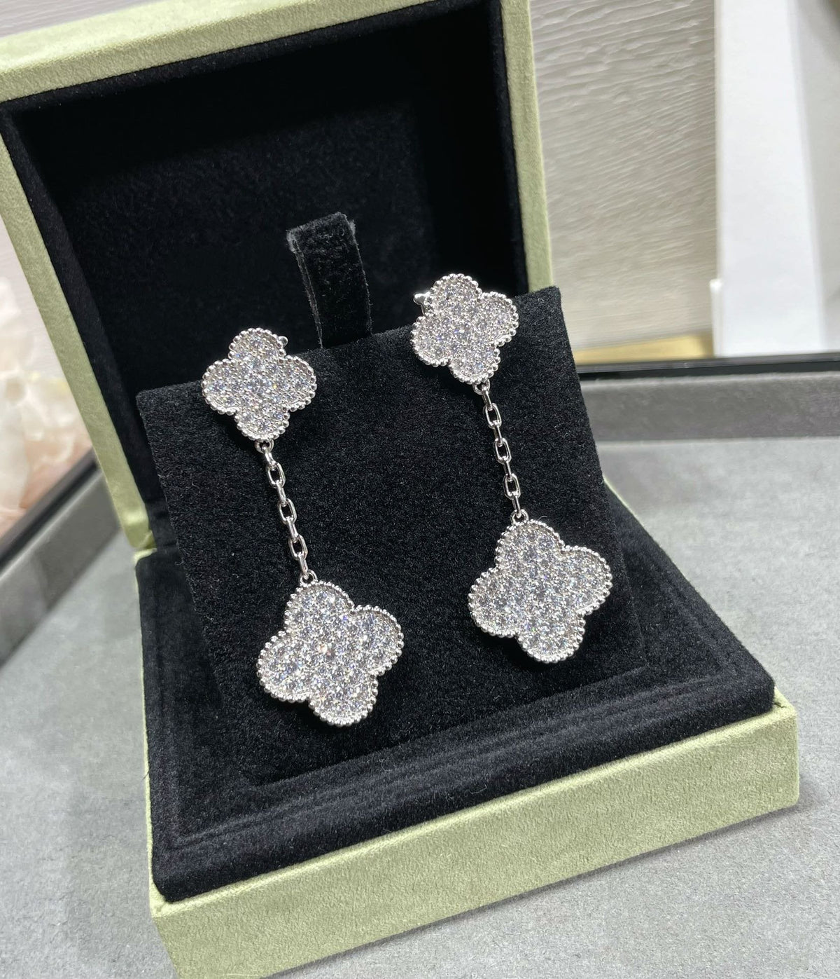 [⭐Sparkve]CLOVER 2 MOTIFS DIAMOND PAVED SILVER EARRINGS