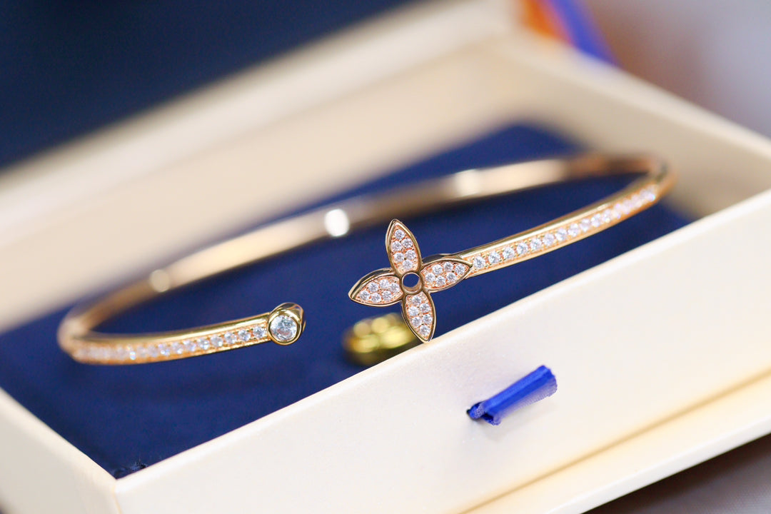 [⭐Sparkve]IDYLLE PINK GOLD OPEN BRACELET DIAMOND PAVED