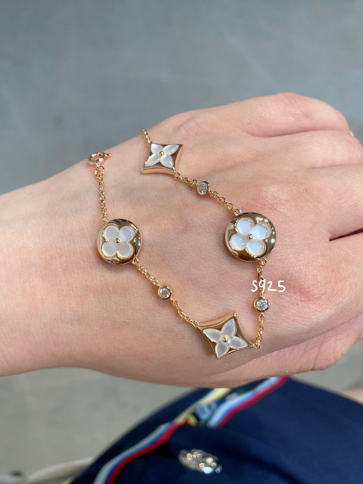 [⭐Sparkve]STAR AND SUN 4 MOTIF WHITE MOP PINK GOLD BRACELET