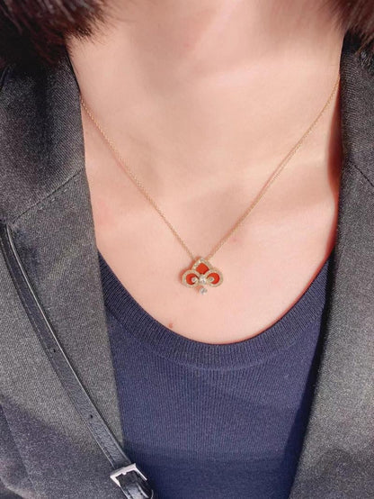 [⭐Sparkve Jewels]FLEUR DE LIS PINK GOLD DIAMOND NECKLACE