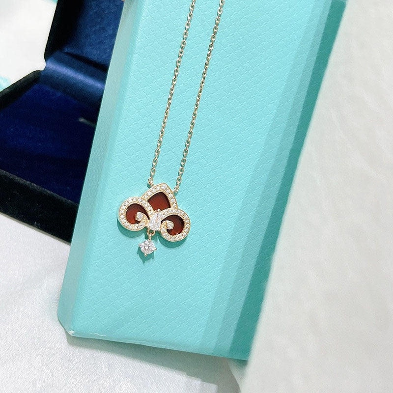 [⭐Sparkve Jewels]FLEUR DE LIS PINK GOLD DIAMOND NECKLACE