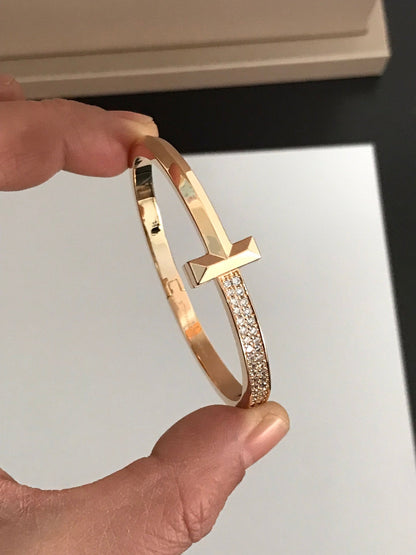 [⭐Sparkve Jewels]T1 WIDE DIAMOND HINGED BANGLE PINK GOLD