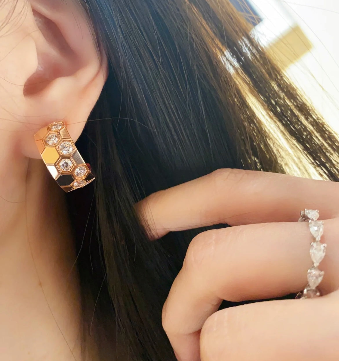 [⭐Sparkve]BEE LOVE DIAMOND HOOP EARRINGS