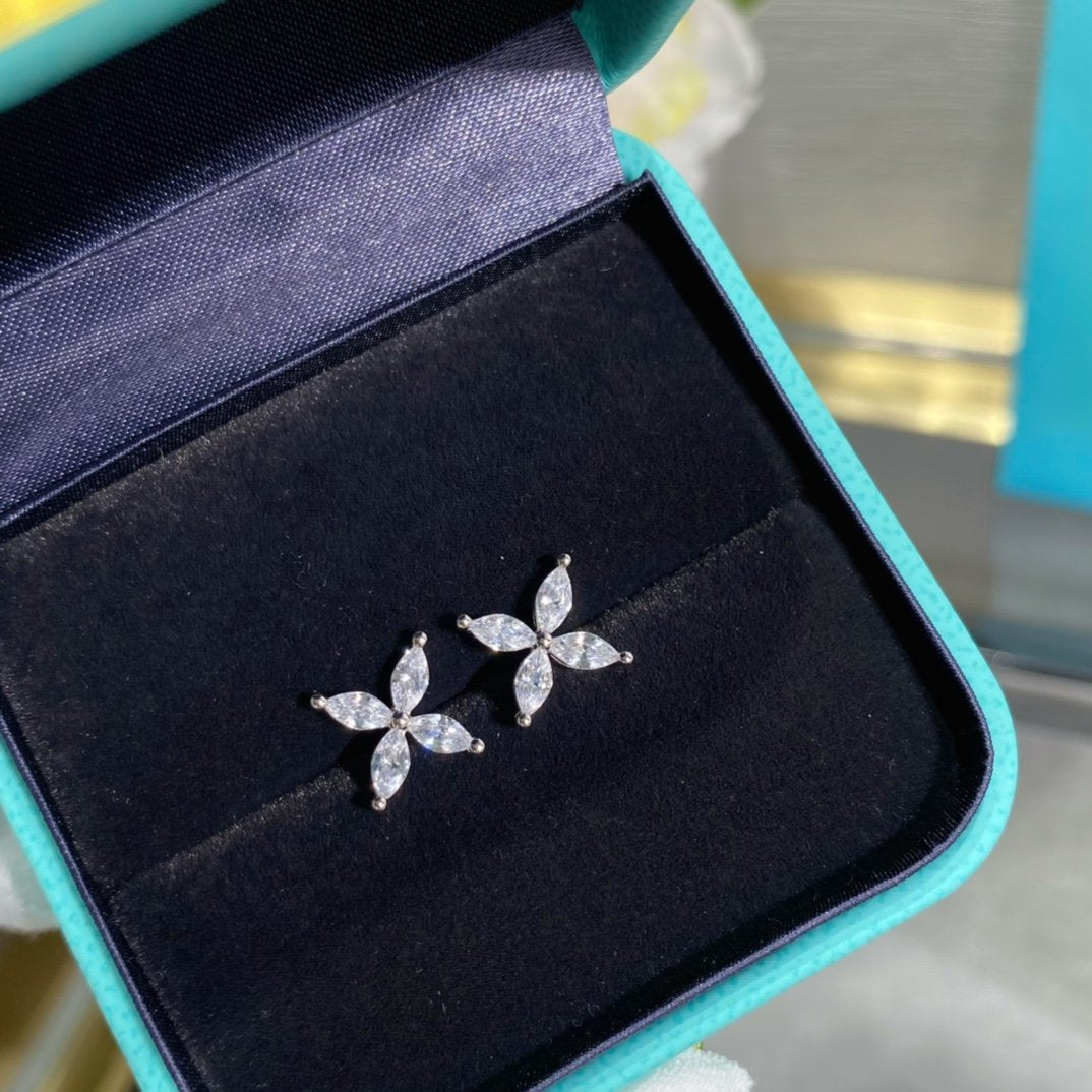 [⭐Sparkve Jewels]VICTORIA SILVER DIAMOND STUD MINI EARRINGS