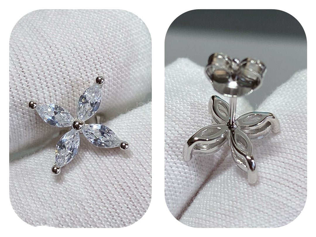 [⭐Sparkve Jewels]VICTORIA SILVER DIAMOND STUD MINI EARRINGS