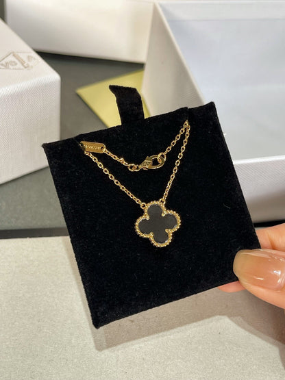 [⭐Sparkve]CLOVER ROCK CRYSTAL ROSE GOLD NECKLACE
