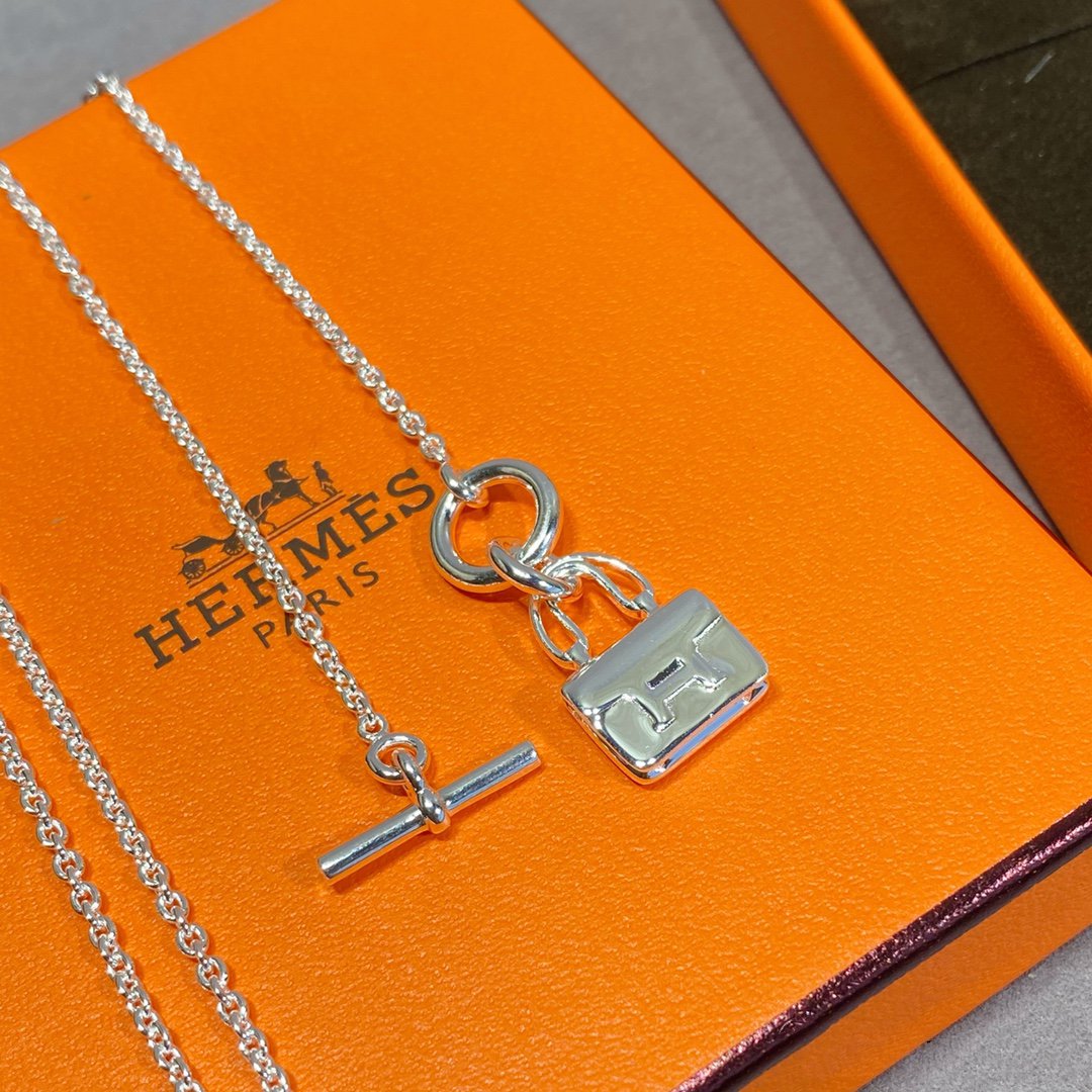 [⭐Sparkve]CONSTANCE PEDANT SILVER NECKLACE