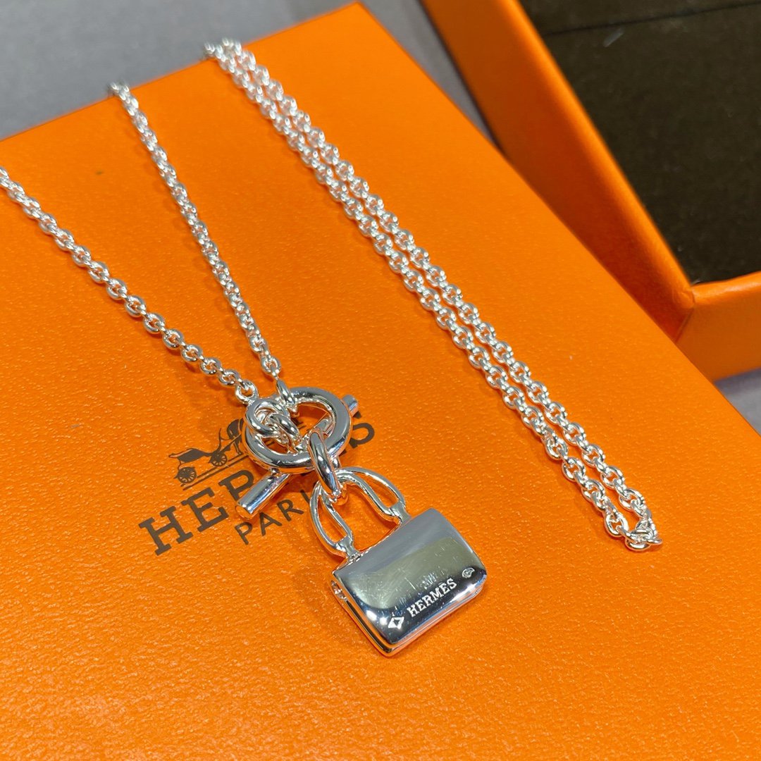 [⭐Sparkve]CONSTANCE PEDANT SILVER NECKLACE