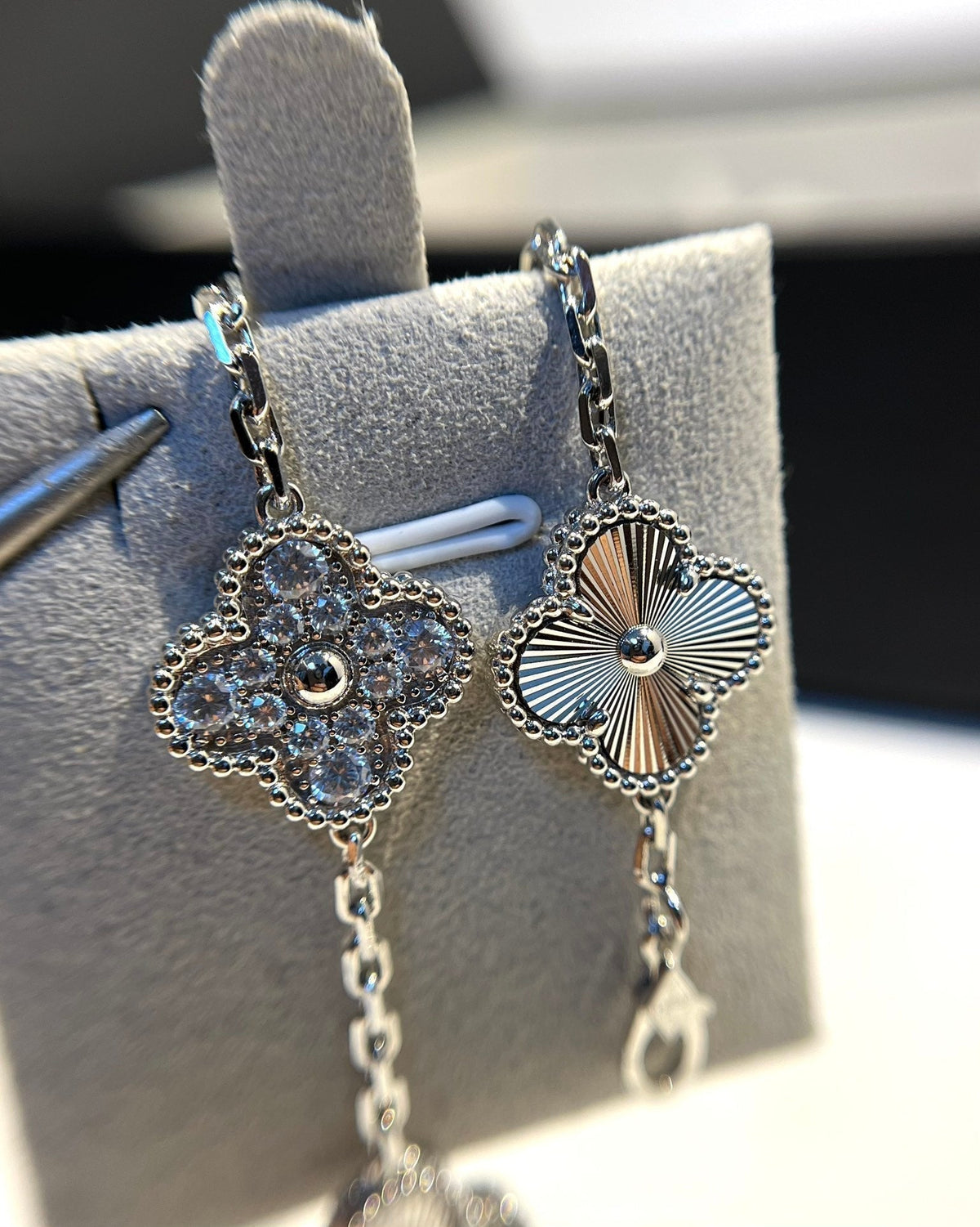 [⭐Sparkve] CLOVER 5 MOTIF LASER BRACELET COLLECTION