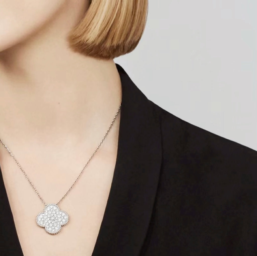 [⭐Sparkve]CLOVER 25MM LARGE PENDANT DIAMOND PAVED SILVER NECKLACE