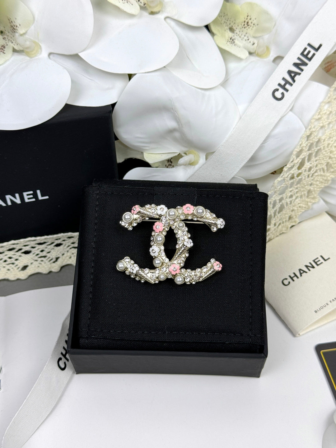 [⭐Sparkve]26C Pink-White Enamel Ice Cream Cone Double C Brooch