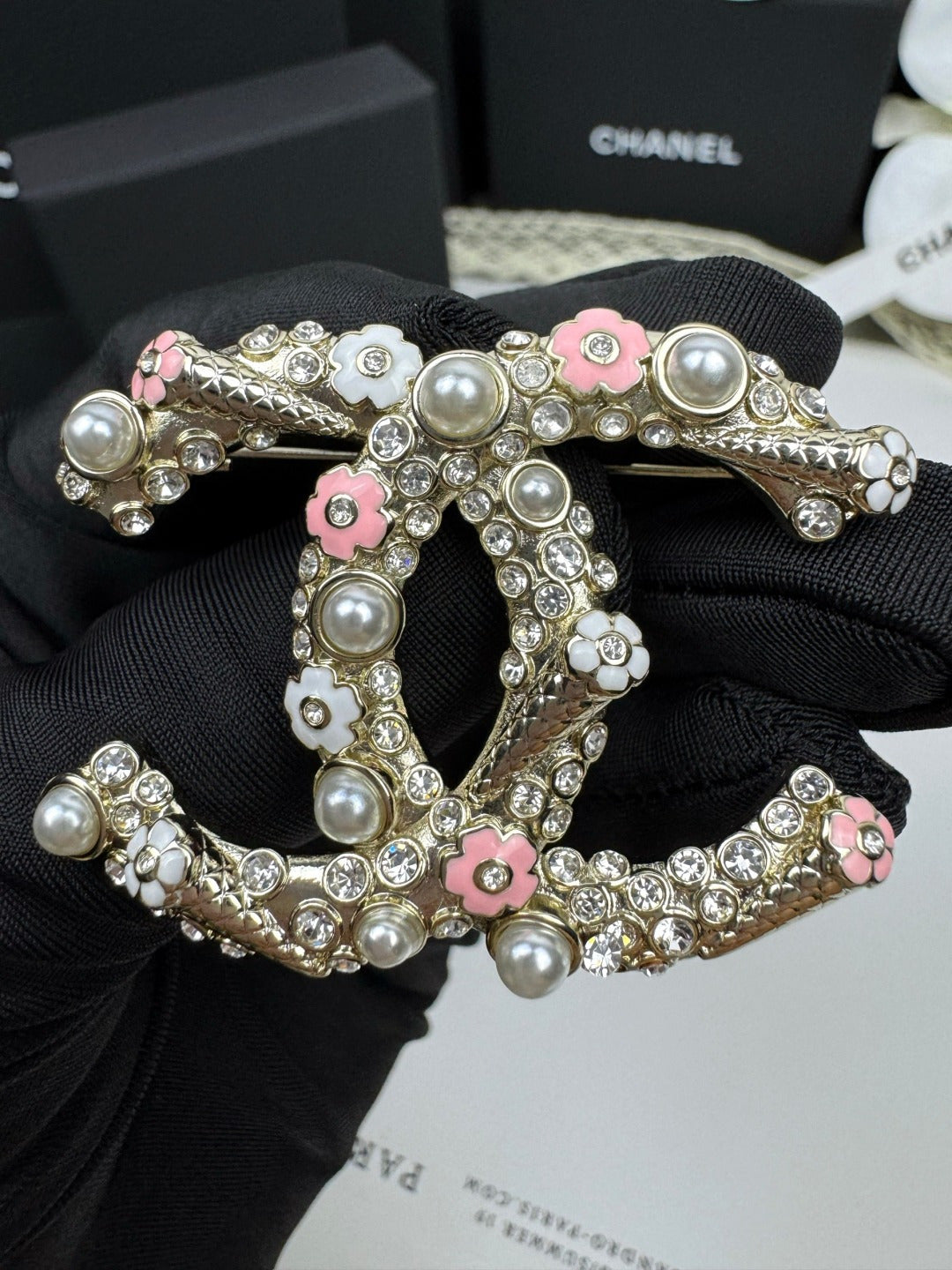 [⭐Sparkve]26C Pink-White Enamel Ice Cream Cone Double C Brooch