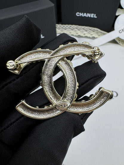 [⭐Sparkve]26C Pink-White Enamel Ice Cream Cone Double C Brooch