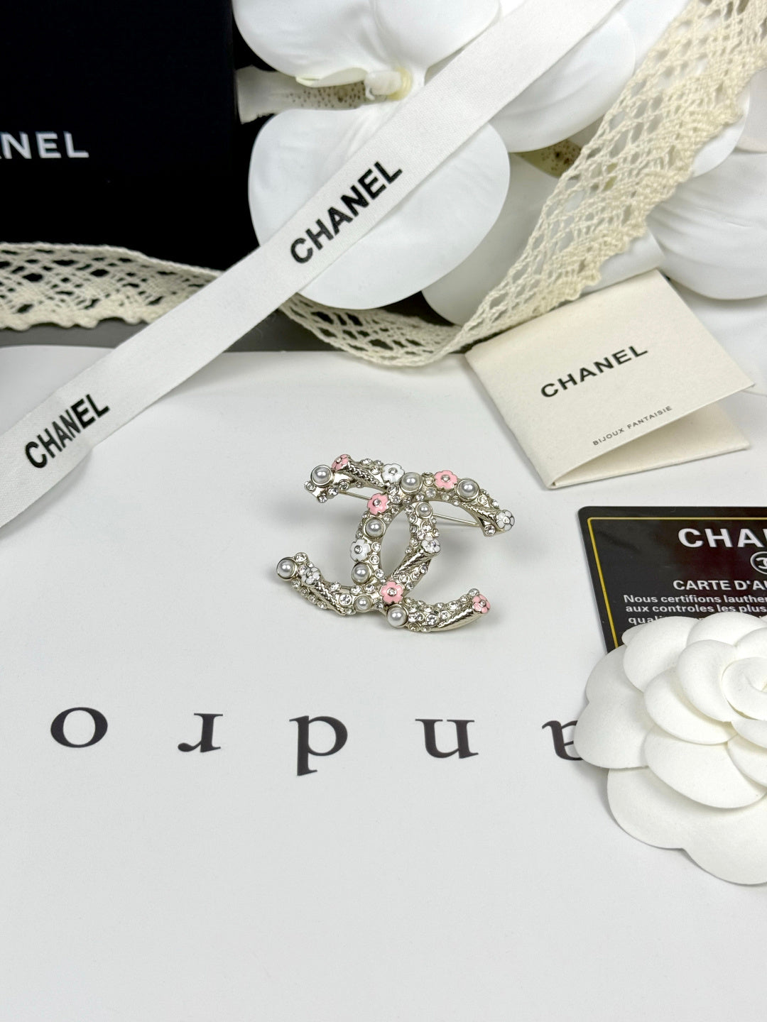 [⭐Sparkve]26C Pink-White Enamel Ice Cream Cone Double C Brooch