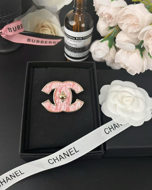 [⭐Sparkve]Pink Resin Classic Brooch 5cm