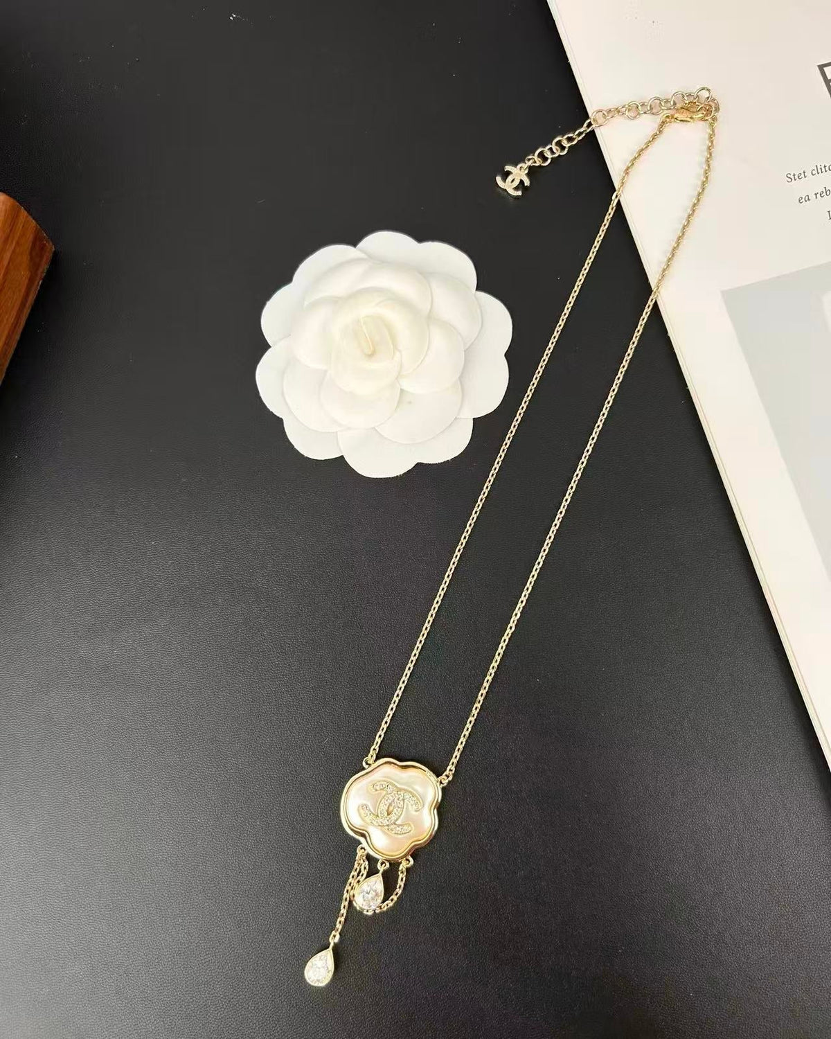 [⭐Sparkve]Cloud Pearl Mother-of-Pearl Diamond Chain Pendant Necklace