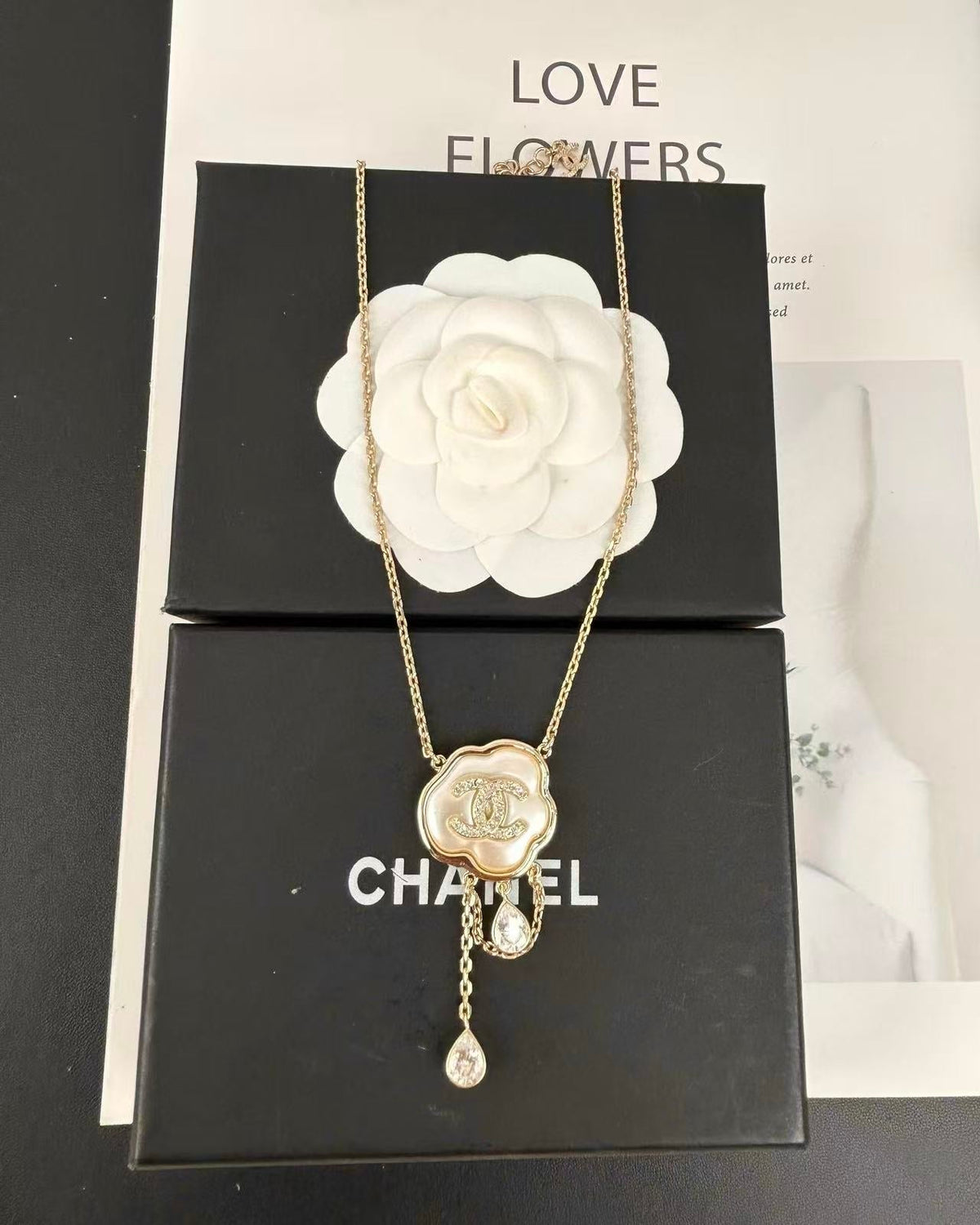 [⭐Sparkve]Cloud Pearl Mother-of-Pearl Diamond Chain Pendant Necklace