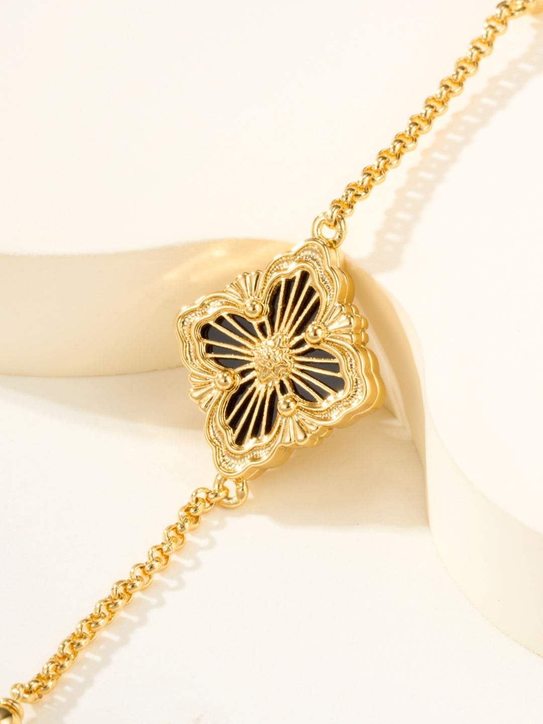 [⭐Sparkve]B.C.L ENAMELED One-Flower Bracelet（Various Colors)