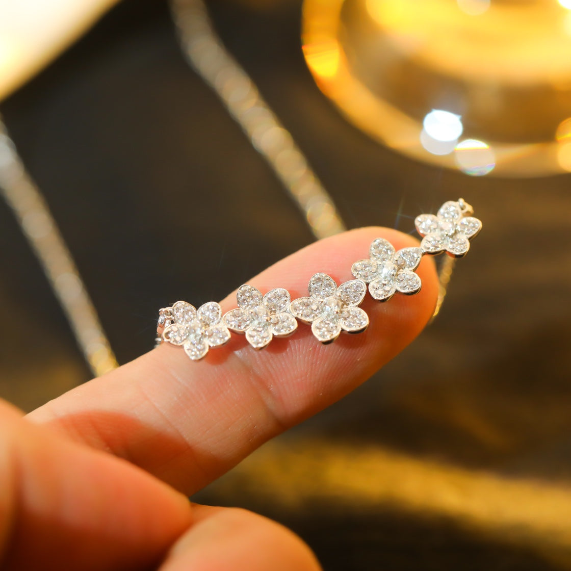 [⭐Sparkve Jewels]]wild flower diamond line pendant