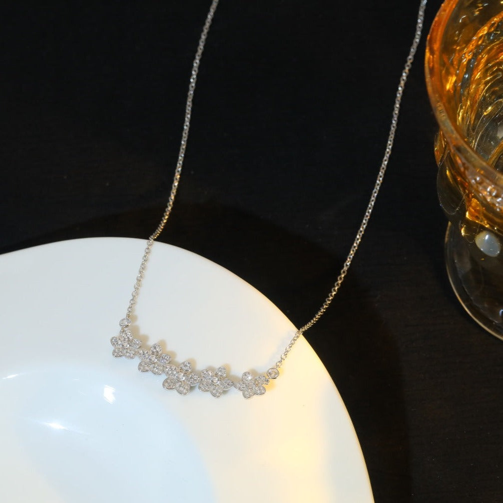 [⭐Sparkve Jewels]]wild flower diamond line pendant