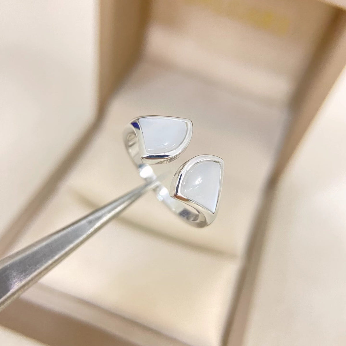 [⭐Sparkve]DOUBLE SKIRT PATTERN OPEN RING
