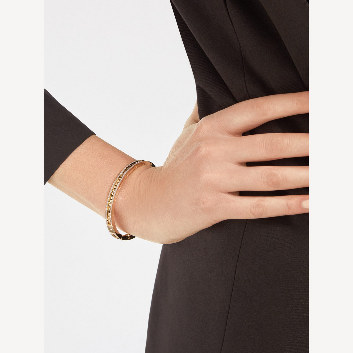 [⭐Sparkve]ZERO 1 SPIRAL AND PAVED DIAMOND GOLD BRACELET