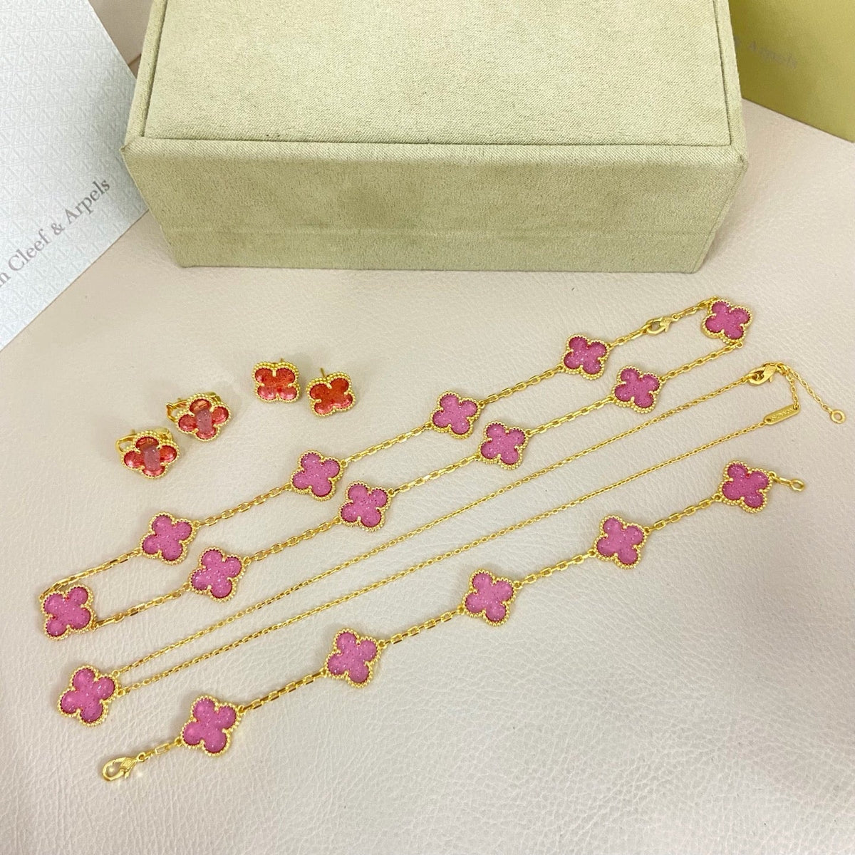 [⭐Sparkve]CLOVER 10 MOTIFS  NEW BUBBLE PINK ENAMEL