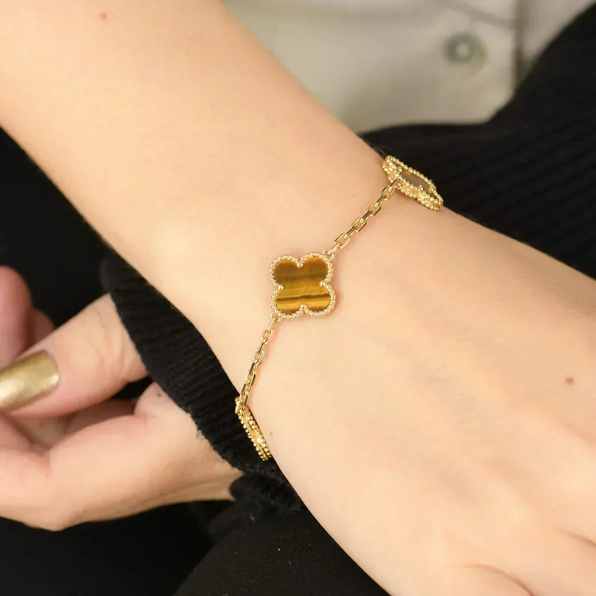 [⭐Sparkve] CLOVER 5 MOTIFS TIGER EYE BRACELET COLLECTION