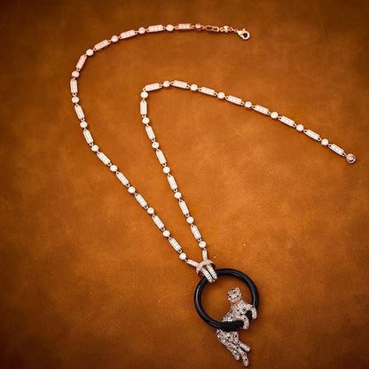 [⭐Sparkve jewelrys]NEW BLACK CIRCLE PANTHER FULL DIAMOND NECKLACE