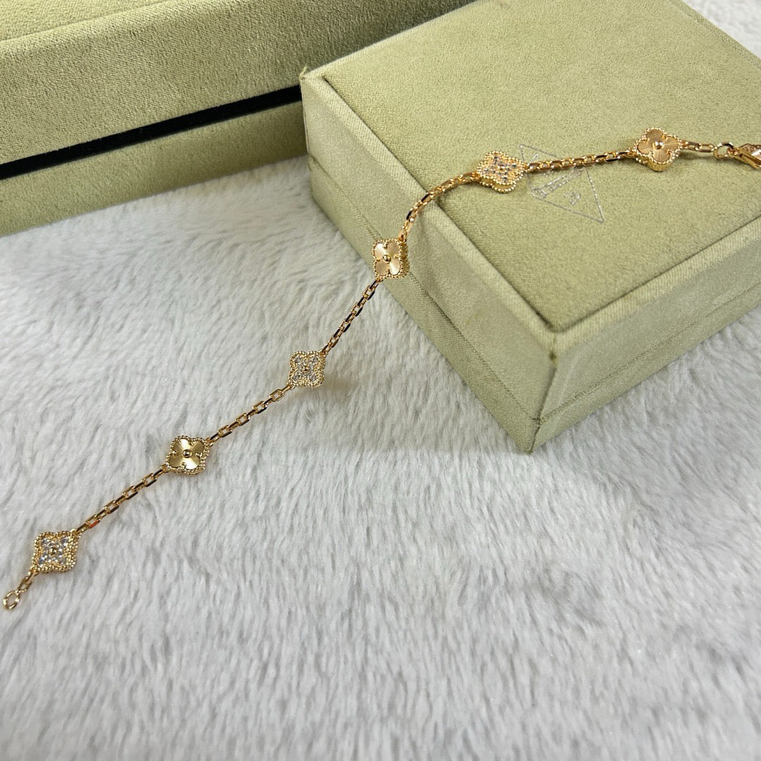 [⭐Sparkve]CLOVER 6 MOTIF DIAMOND LASER BRACELET