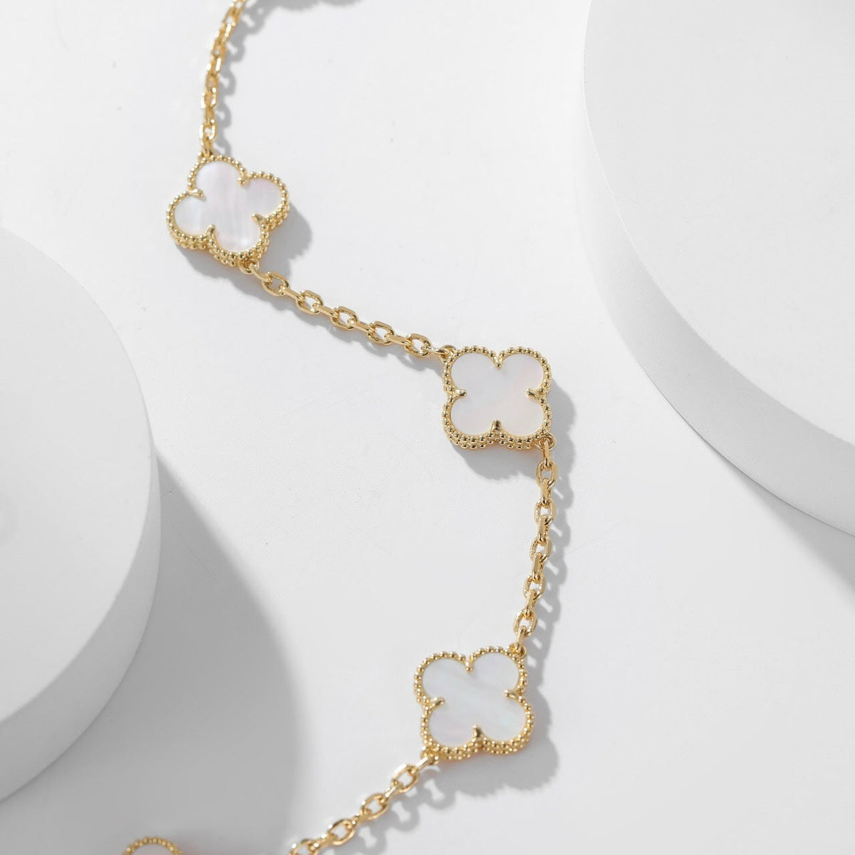 [⭐Sparkve]CLOVER 10 MOTIFS WHITE MOTHER OF PEARL NECKLACE