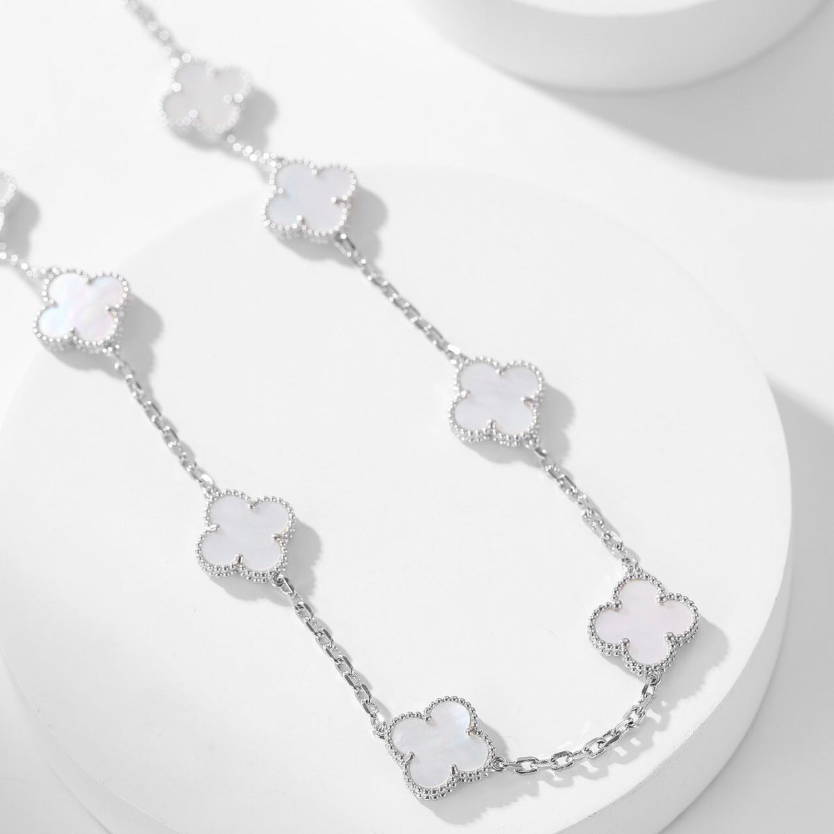 [⭐Sparkve]CLOVER 10 MOTIFS WHITE MOTHER OF PEARL NECKLACE