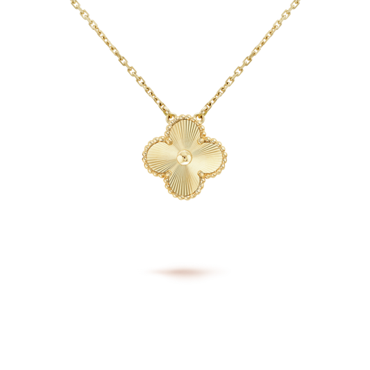 [⭐Sparkve]CLOVER 15MM LASER NECKLACE AND BOX