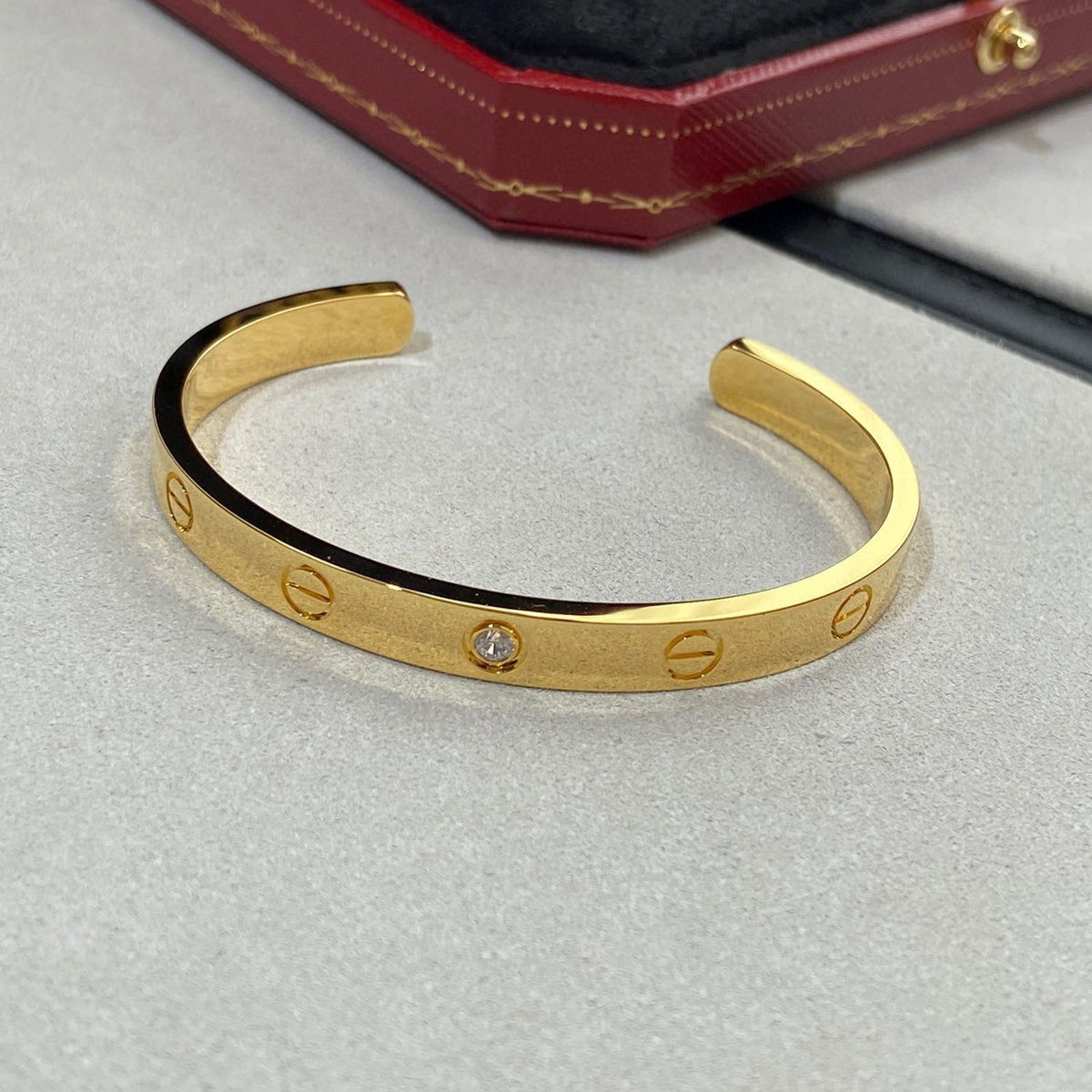 [⭐Sparkve]LOVE BRACELET 6.1MM 1 DIAMOND OPEN CUFF