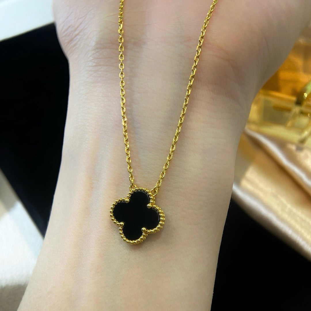 [⭐Sparkve]CLOVER 15MM BLACK ONYX SINGLE FLOWER NECKLACE
