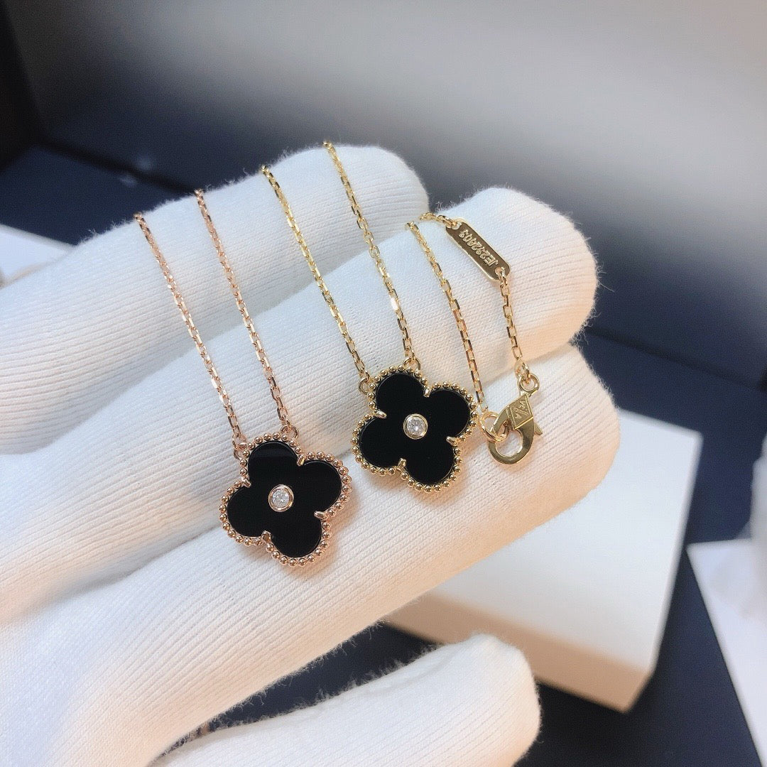 [⭐Sparkve]CLOVER 15MM DIAMOND ONYX NECKLACE