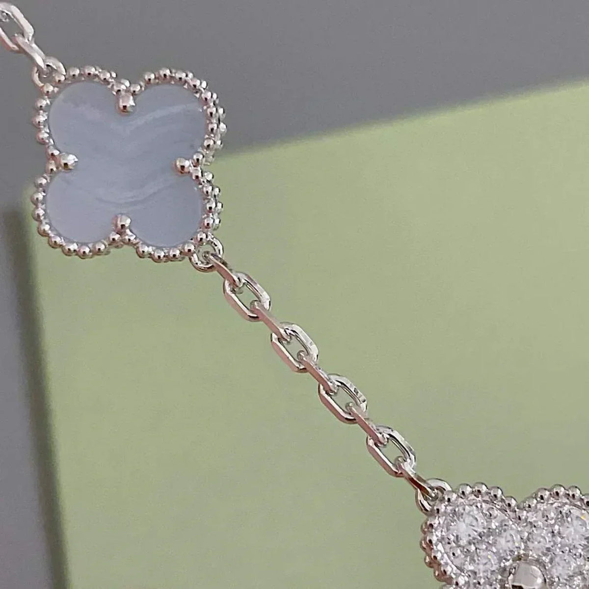 [⭐Sparkve] CLOVER 5 MOTIF PURPLE CHALCEDONY BRACELET COLLECTION