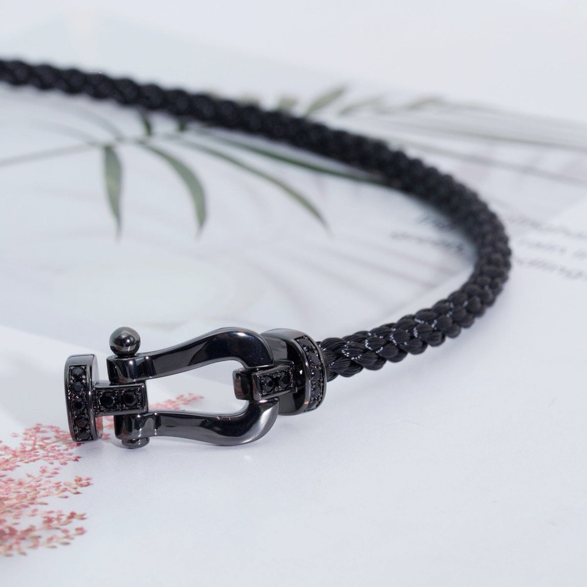 [⭐Sparkve]FORCE LARGE SERIES HORSESHOE BLACK SAMURAI BRACELET