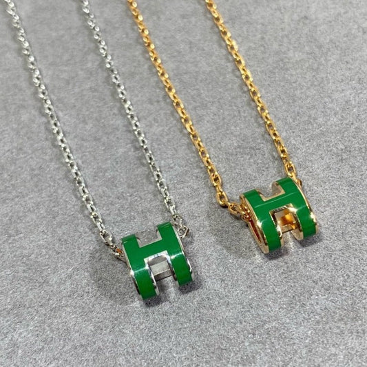 [⭐Sparkve]POP H GREEN NECKLACE SILVER AND GOLD