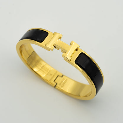 [⭐Sparkve]H BLACK BRACELET