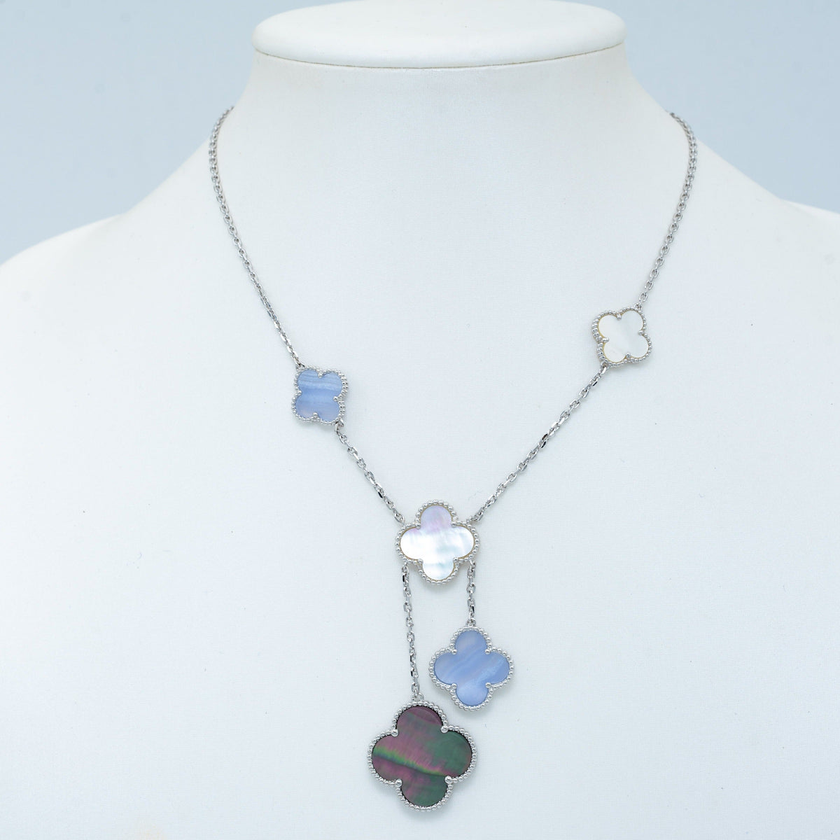 [⭐Sparkve]CLOVER MOP CHALCEDONY NECKLACE SILVER 6 MOTIF