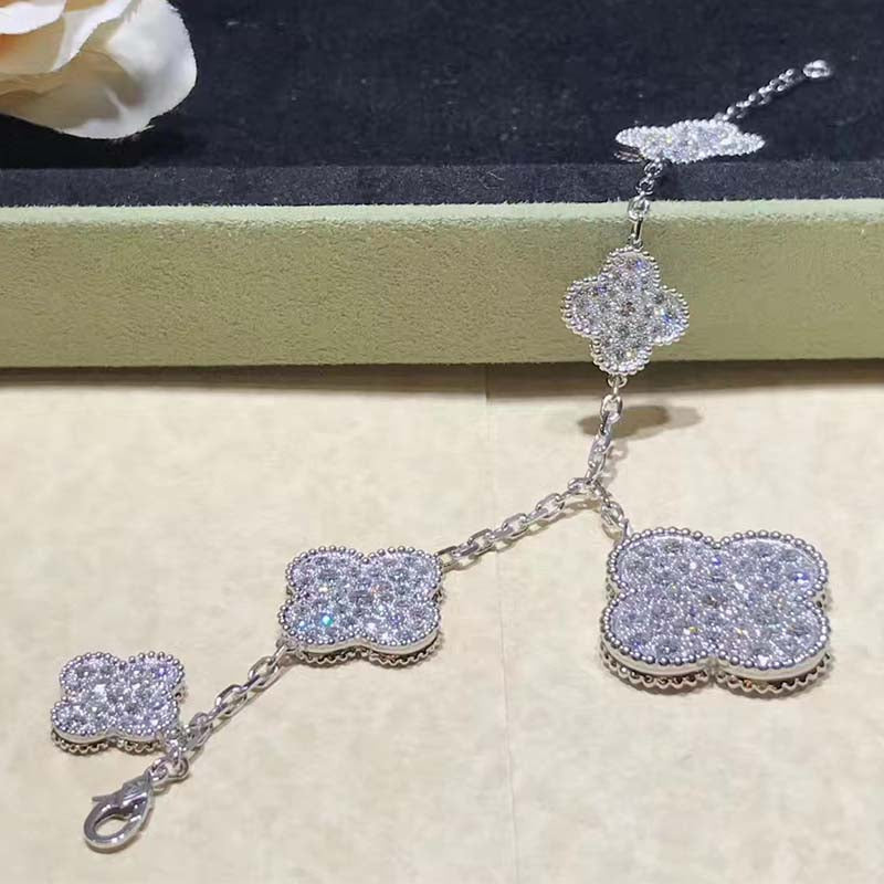 [⭐Sparkve]CLOVER 6 MOTIFS SILVER DIAMOND BRACELET