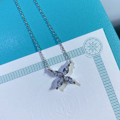 [⭐Sparkve Jewels]PLATINUM AND DIAMOND VICTORIA PENDANT NECKLACE