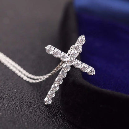 [⭐Sparkve Jewels]MOISSANITE STONE CROSS PENDANT NECKLACE SIMULATED DIAMOND CROSS CHOKER