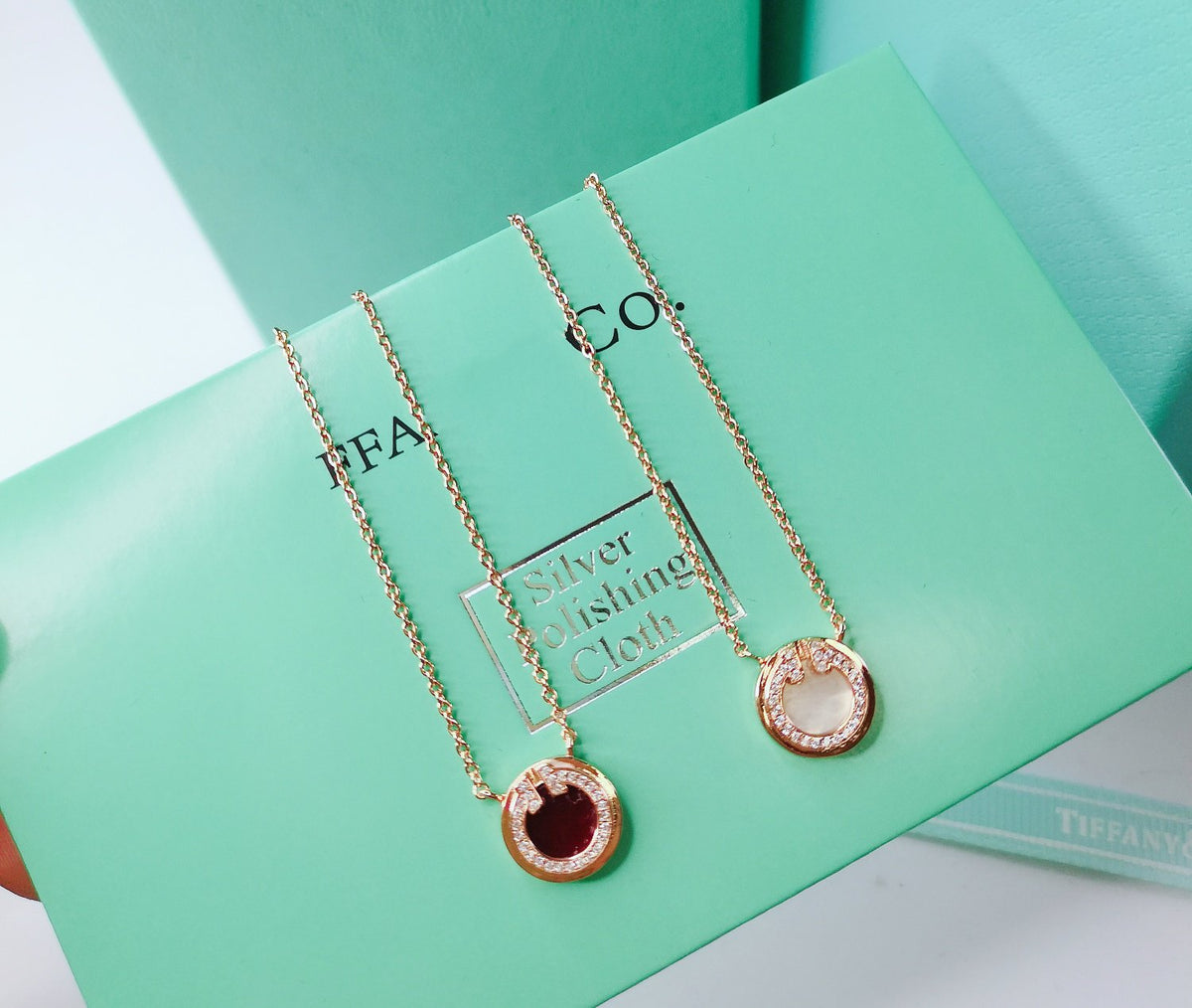 [⭐Sparkve Jewels]DIAMOND AND MOTHER PEARL CIRCLE NECKLACE PENDANT