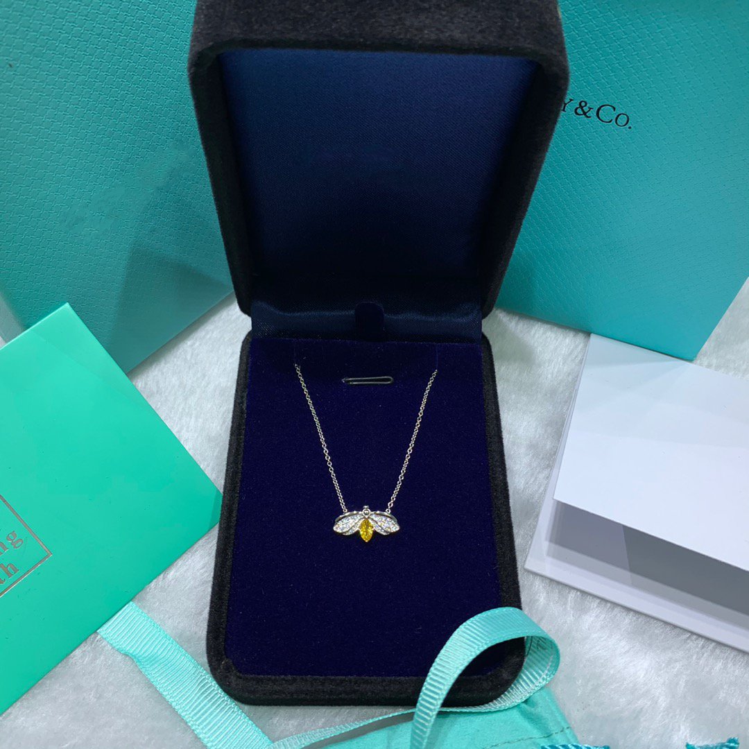 [⭐Sparkve Jewels]PAPER FLOWERS YELLOW DIAMOND FIREFLY PENDANT