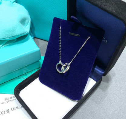 [⭐Sparkve Jewels]INTERLOCKING CIRCLES PENDANT SILVER SMALL NECKLACE