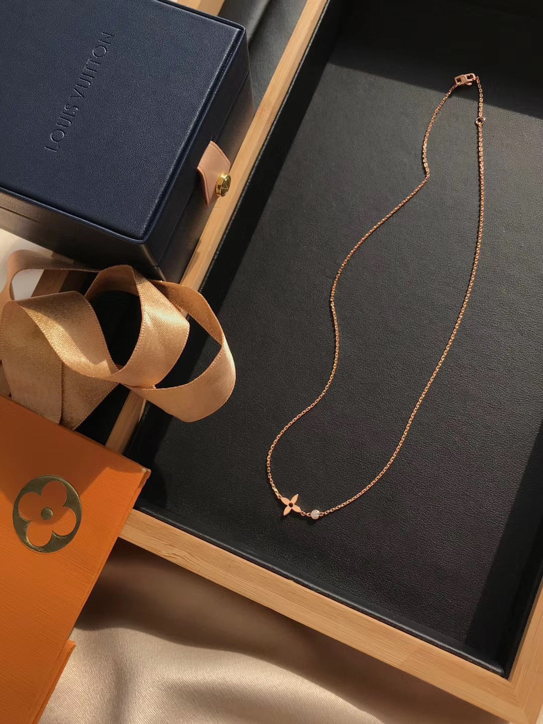 [⭐Sparkve]BLOSSOM PENDANT PINK GOLD AND DIAMOND